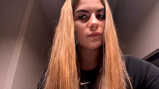 ShirlStyer live sex cam