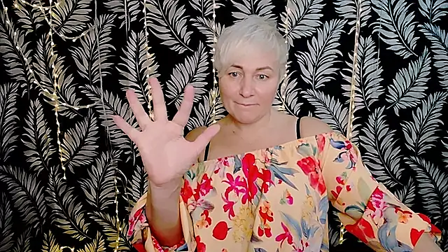 Olivia_playful's cam snapshot