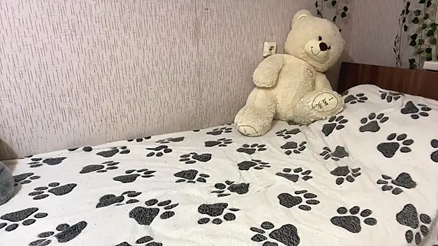 LouannHamad's cam snapshot