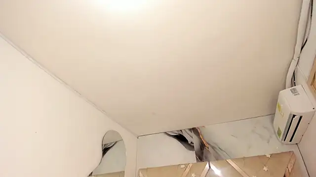 Ladymadinght's cam snapshot