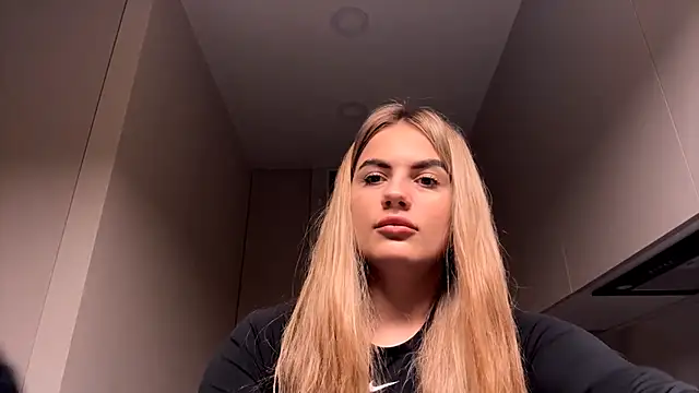 ShirlStyer live sex cam