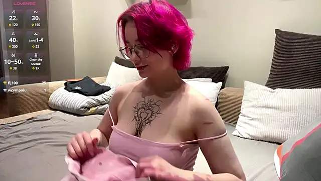 TheaMacrae's cam snapshot