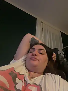 HeyBABYGIRL's cam snapshot