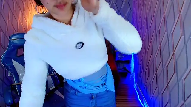 Angelchristix's cam snapshot