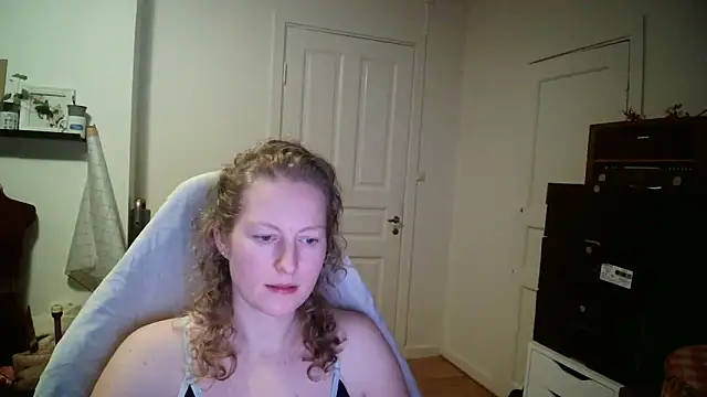 Girlnina-1995 live sex cam