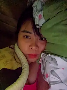 Squirrel-Pear's cam snapshot