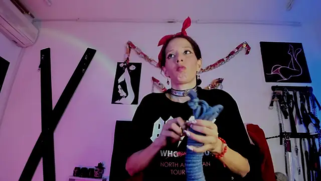 Little_Naughtty's cam snapshot