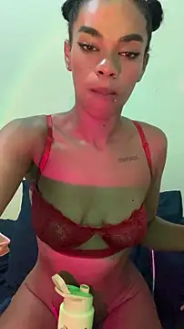 Cammgirlmii live sex cam