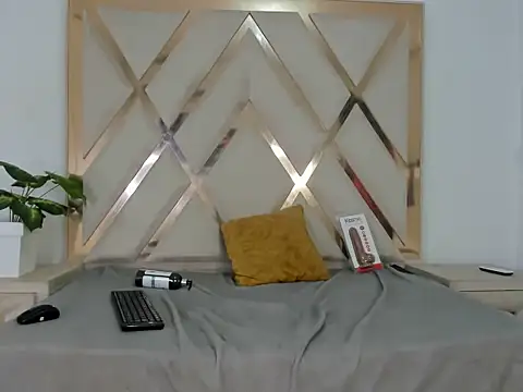 ninaasm's cam snapshot