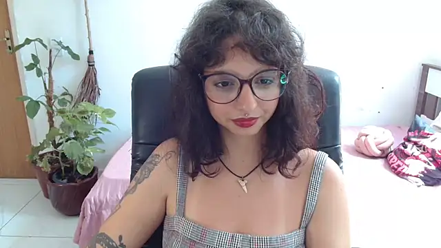 myamillor's cam snapshot