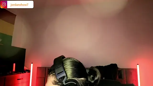 JordanShow's cam snapshot