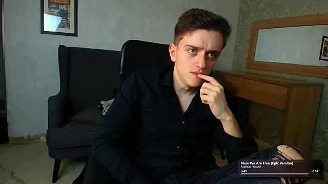 FelixStarkk live sex cam