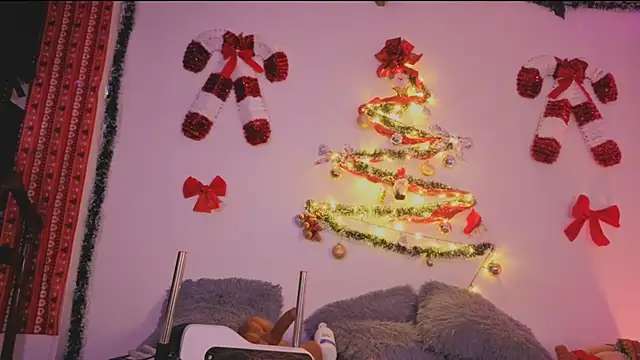 MiaCollinssx's cam snapshot