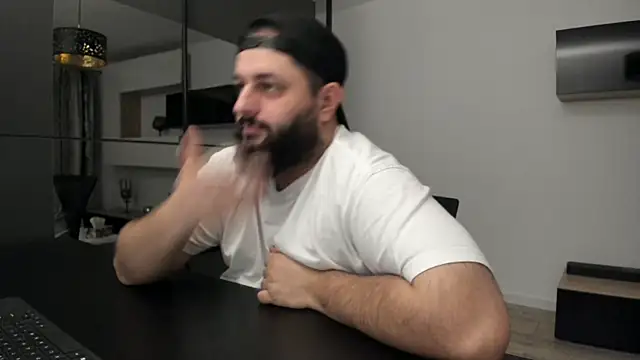 DravenPeak live sex cam