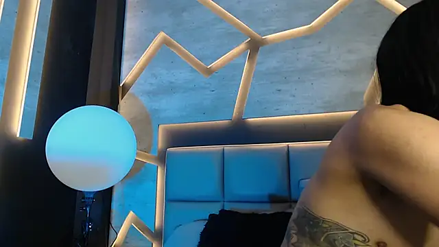 ArohomLester's cam snapshot