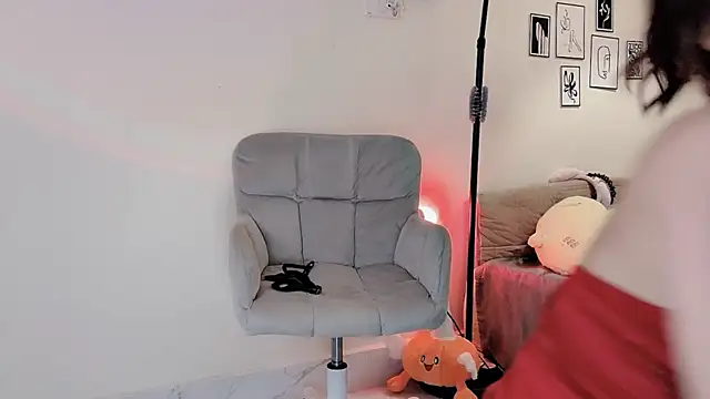 MaiLiiil live sex cam