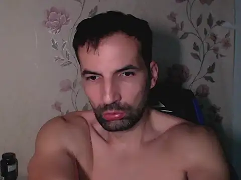 Leo_1617 live sex cam