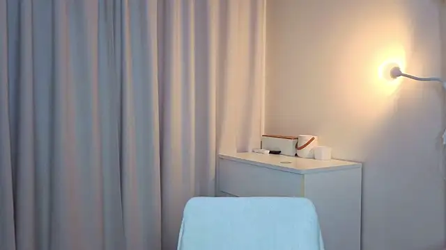 slyshypie's cam snapshot