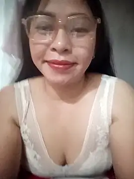 Bamboo-niee123's cam snapshot