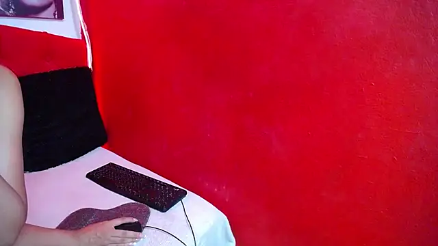 Tiana_Ebony18's cam snapshot