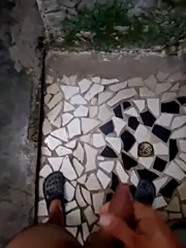 SALCEDO_041198's cam snapshot