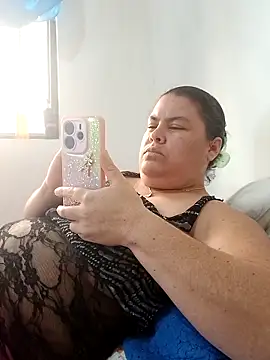 yaneth_'s cam snapshot