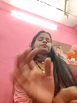 00PUJA's cam snapshot