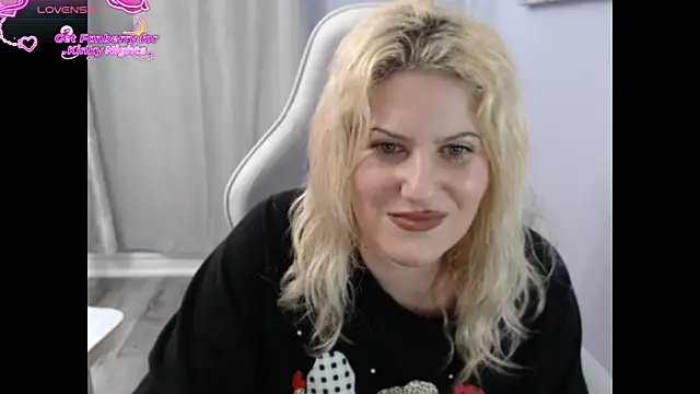 BellaStar84's cam snapshot