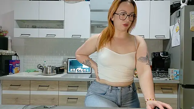 TokyoAna's cam snapshot