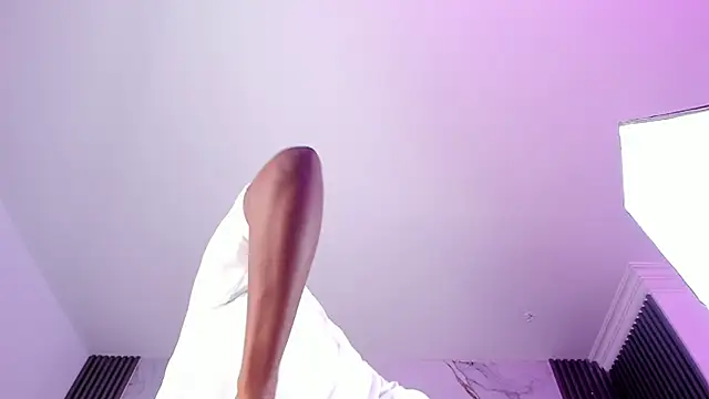 LicyStark's cam snapshot