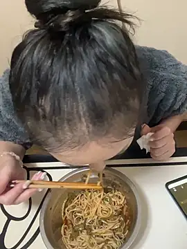 xiuchun100's cam snapshot