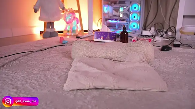 Lilevame live sex cam