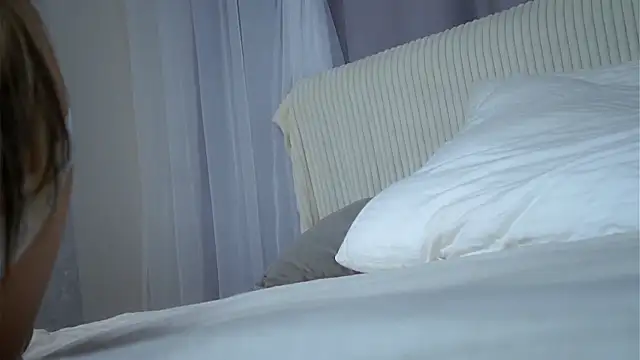 VeronaAppleberry's cam snapshot