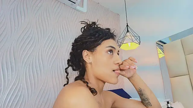 Vero_Temptation's cam snapshot