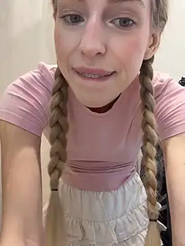 kira_mia's cam snapshot