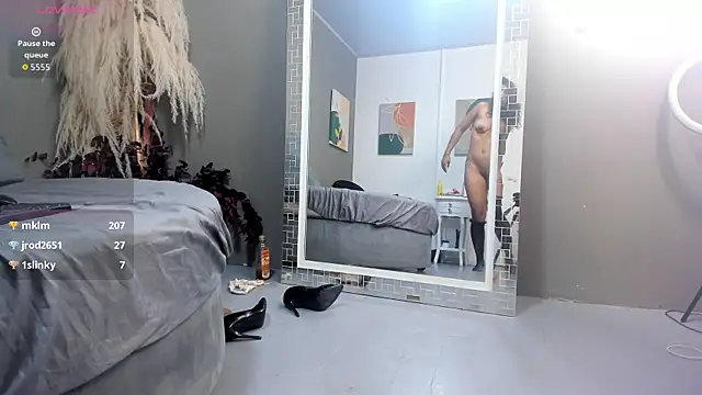 sienna_glow live sex cam