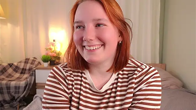 GwendaWhetham live sex cam