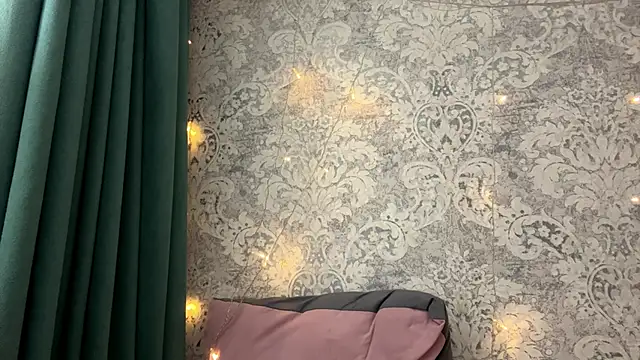 Emily_lyy's cam snapshot