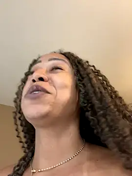 dianagolley420's cam snapshot