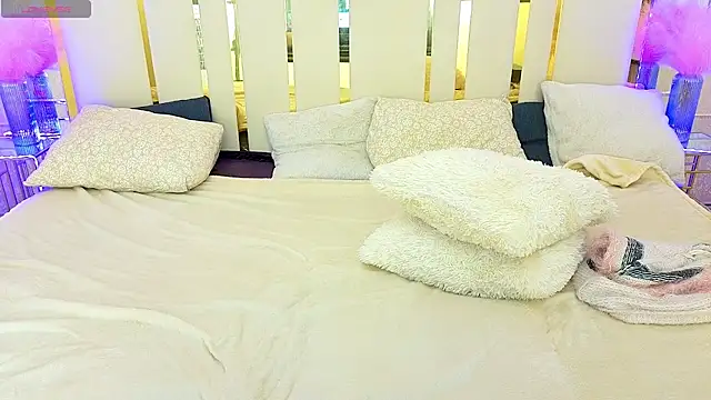 KarolinaSky's cam snapshot