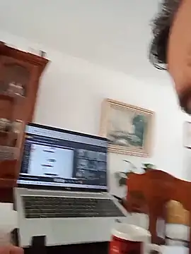 ChrisFloresP live sex cam