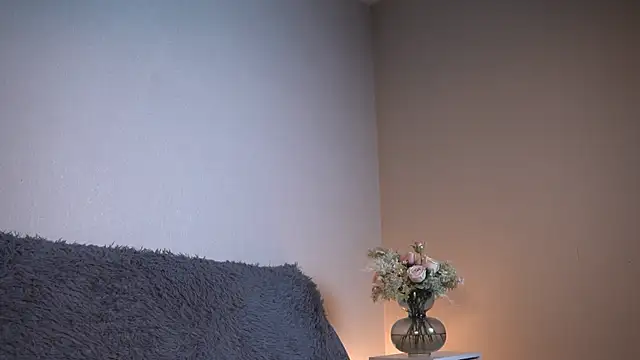 ywixos's cam snapshot