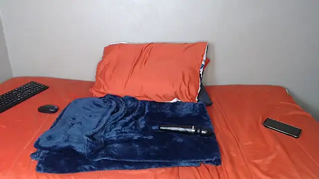 Lunalee's cam snapshot