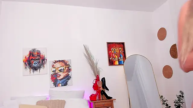 MaryFrosty's cam snapshot