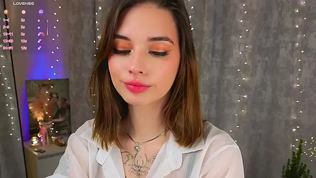 LunaraRada's cam snapshot