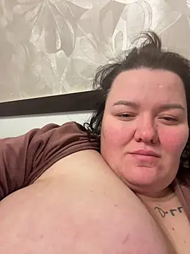 SunnyLeila2101's cam snapshot