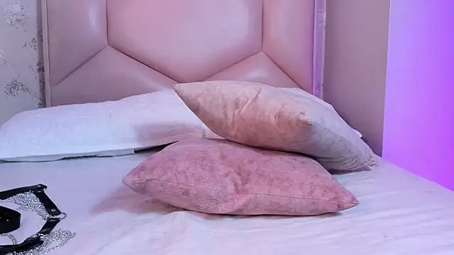 ambar_sullivan's cam snapshot