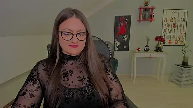 MistressDarrah's cam snapshot