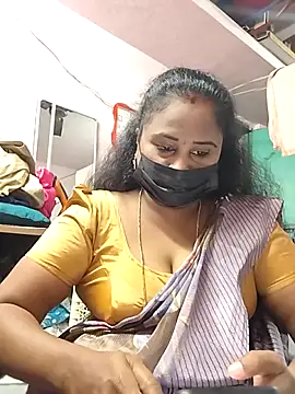 Tamil_devagi's cam snapshot