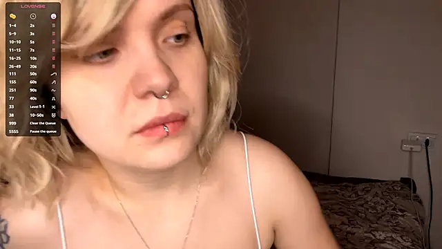 SabrinaFolts's cam snapshot